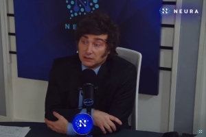 阿根廷总统：我是梅西狂热粉丝，所有媒体批评他时我也坚定支持他